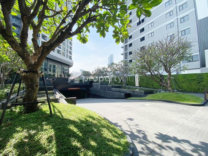Rhythm Sathorn
