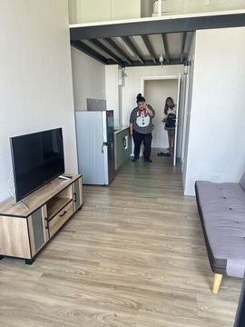 For Rent Condo BLOSSOM CONDO @ FASHION BEYOND Building B, Floor 14,Duplex, Room size 31.00 sqm