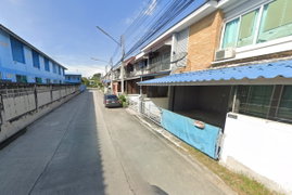 Phaslada, Chonburi - Image 2/2