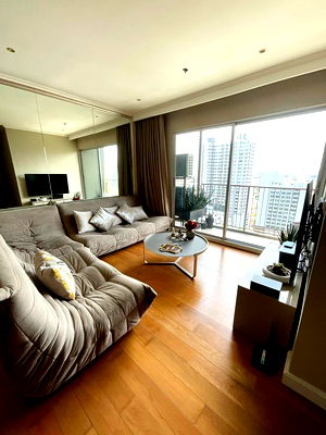 คอนโดให้เช่า : Hive ตากสิน สาทร  ติด BTS สถานีวงเวียนใหญ่     3 ห้องนอน 2 ห้องน้ำ   97 ตร.ม. ชั้น 22 