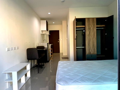 Condos for rent : Asakan Place Srinakarin Condo for Rent | Near Airport Link Hua Mak & BTS Yellow Line Phatthanakan | Close Ramkhamhaeng & Rama 9 | 8,000 THB / Month ✨