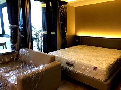 Condos for sale : LTH11445 - URBITIA Thonglor FOR SALE Size 34.65 sqm. 1 bed 1 bath Near BTS Thong Lor Station ONLY 5.8 MB