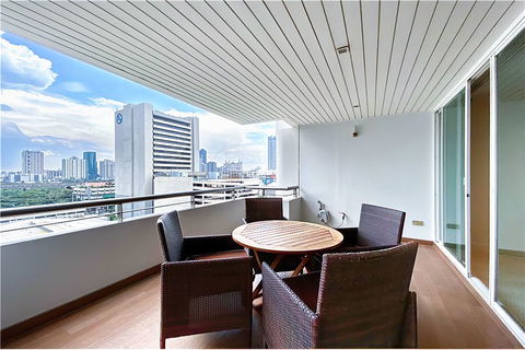 [920071001-11550] For Sale | Spacious 3-Bedroom Unit at Kalista Mansion