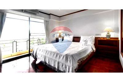 เช่าคอนโด รพ.ป่าตอง : [920081001-1226] พักผ่อนหรู ทันสมัย ที่ Golden Palms Residence