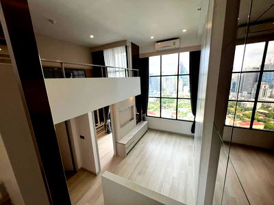 Condos for sale : LTH11472 - Knightsbridge Prime Sathorn FOR SALE Size 44 sqm. 1 bed 1 bath Near BTS Chong Nonsi Station ONLY 7.5 MB 