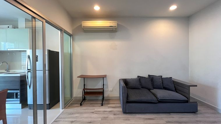 Centric Sathorn-St.Louis | 1 bedroom for rent, spacious room, good condition, livable, very good price 
