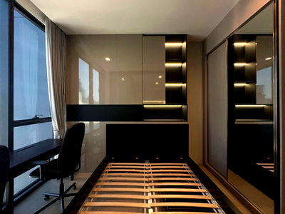 Condos for sale : One Siam【𝐒𝐄𝐋𝐋】🔥 Convenient life in an area that includes all the luxuries, spacious rooms, easy travel 🔥 Contact Line ID: @hacondo