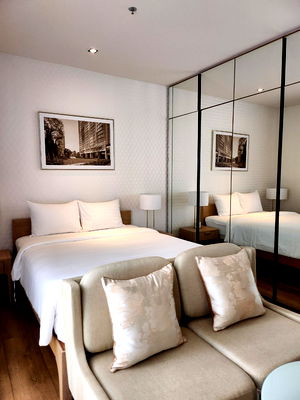 Condos for rent Khlong Toei : Code: KJ3951  for rent Park Origin Phrom phong (Park 24) // Line ID: @kjcondo (with @) //