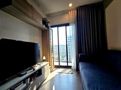 ขายคอนโด : ขาย คอนโด THE BASE Phetchaburi-Thonglor (เดอะ เบส เพชรบุรี-ทองหล่อ)  ผนังติดห้องอื่นเพียงด้านเดียว ระเบียงทิศใต้ เจ้าของขายเองราคาต่อรองได้