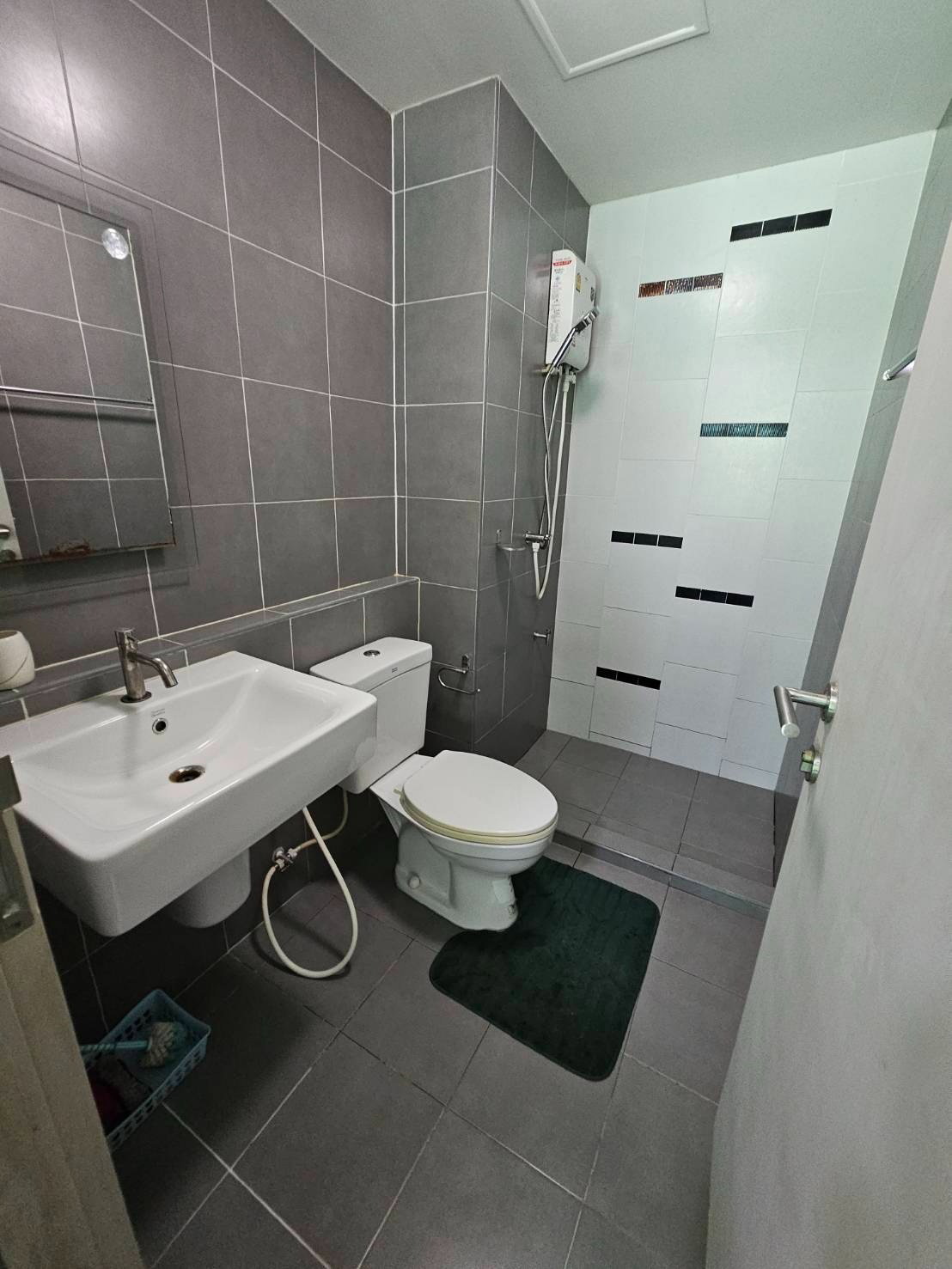 For sales with a tenant 15,000 THB/month dcondo mine phuket fully furnished , pool view - image 3