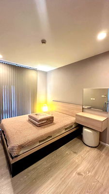 Condos for rent 700 Year Sports Arena Chiang Mai : Condo for rent For Rent Palm Springs Nimman "Parlor" Nimmanhaemin Soi 5 Tel: 098-9690236(Janny)