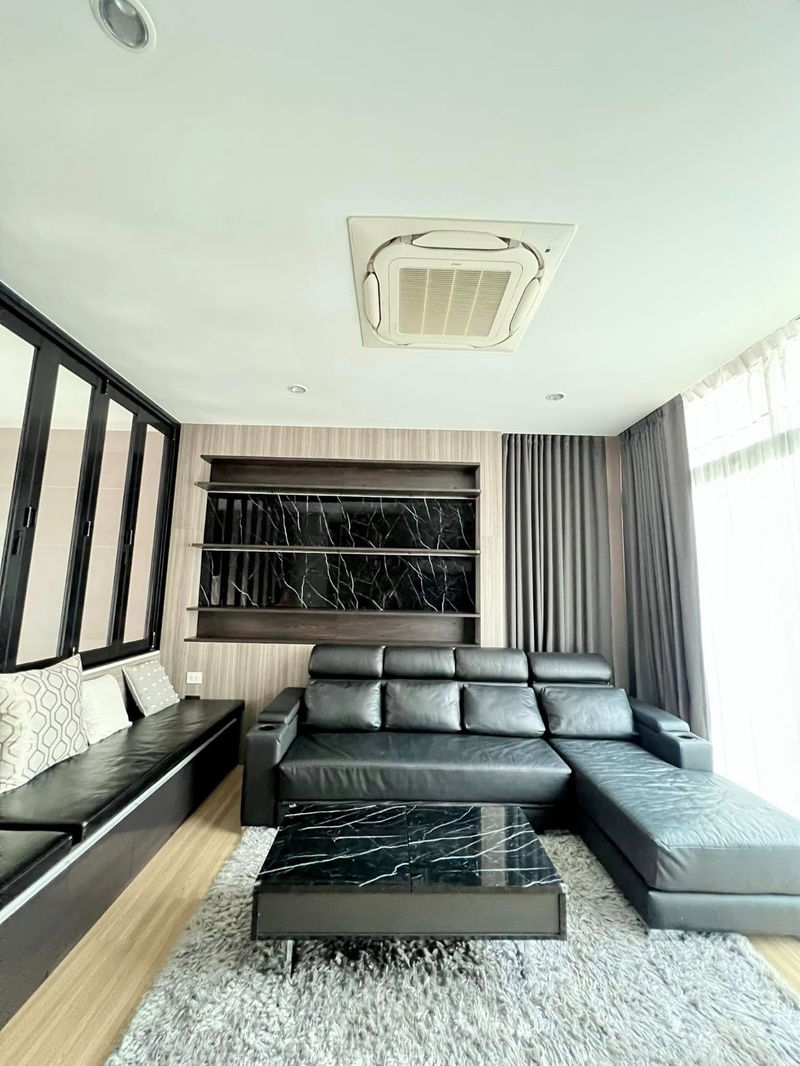 Townhouses for rent : [ Rent | RENT ]  📍Townhouse Nirvana Define Srinakarin - Rama 9📍 HHM0002