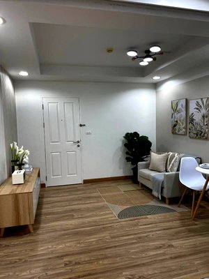 Condos for rent : Condo for Rent at The Kris Extra 4