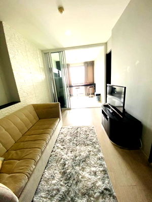เช่าคอนโด เขตคลองเตย : เช่าคอนโด ริธึ่ม สุขุมวิท 44/1  Rhythm Sukhumvit 44/1  (E6801008)  ID Line : @condo101