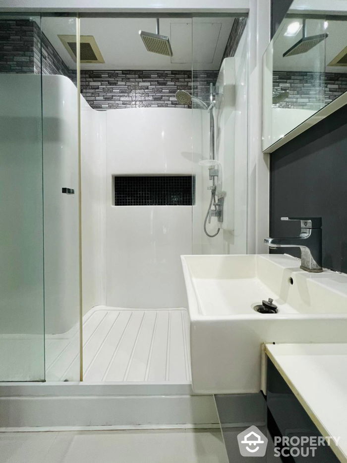 รูป คอนโด 1-ห้องนอน ที่ เดอะ รูม สุขุมวิท 62 ใกล้ BTS ปุณณวิถี (ID 1440701) - รูปที่ 5/24