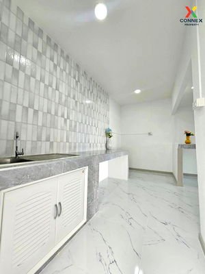 Townhouses for sale Bang Bua Thong Nonthaburi : For Sale Townhouse/Townhome  , Baan Buathong 4 Baan Kluay-Sai Noi , newly renovated , Phimonrat , Bang Bua Thong , Nonthaburi , CX-113009 ✅ Live chat with us ADD LINE @connexproperty ✅ 