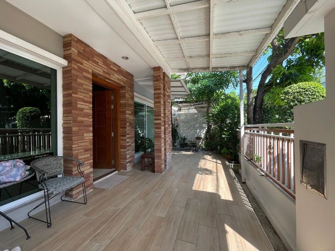 ขายบ้านเดี่ยว 4 ห้องนอน 400 ตร.ม. 54 ตร.ว. บางกอก บูเลอวาร์ด รามอินทรา กม 2