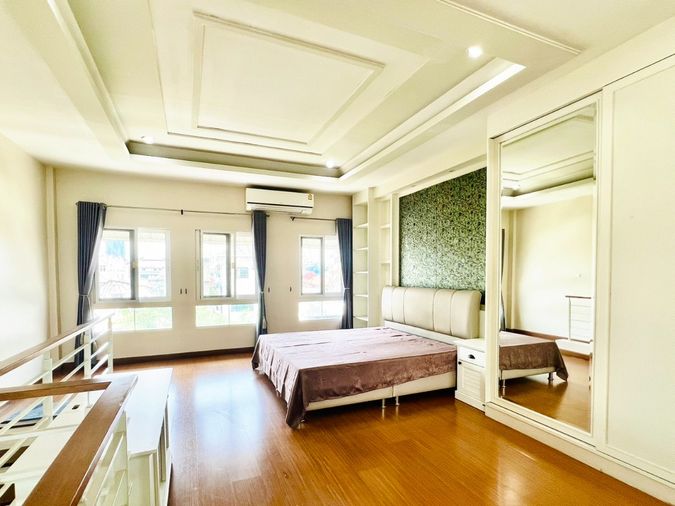 ให้เช่าทาวน์โฮม 3 ห้องนอน 180 ตร.ม. 24 ตร.ว. บ้านกลางเมือง เออร์บาเนี่ยน ศรีนครินทร์