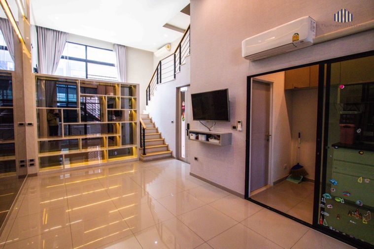ขายทาวน์โฮม 3 ห้องนอน 185 ตร.ม. 20 ตร.ว. อาร์เด้น ลาดพร้าว71