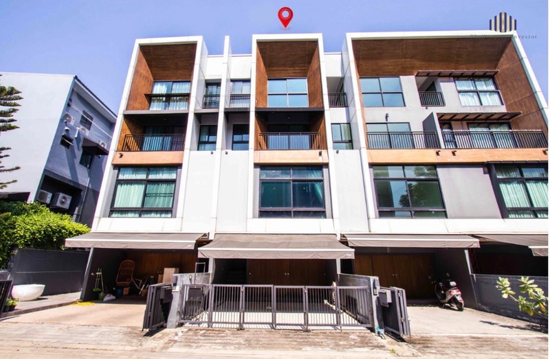 ขายทาวน์โฮม : ลดแรงเกินต้าน !! บ้านทาวน์โฮมราคาดีที่สุดในตลาด ทำเลลาดพร้าว 71 ซอย.สตรีวิทยา 2 ขายถูกโครงการ Arden ( อาร์เด้น) ขนาด 20 ตร.วาใช้สอย 185 ตร.เมตร 