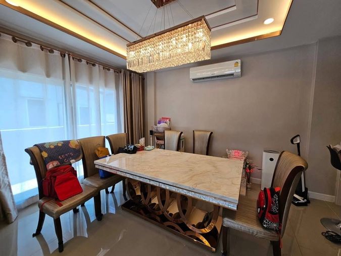 5-bed house for sale, 264 sqm, 66 sq wah, CENTRO Suksawat - Rama 3
