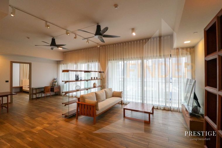 The Lofts Asoke 4 bedrooms, for rent