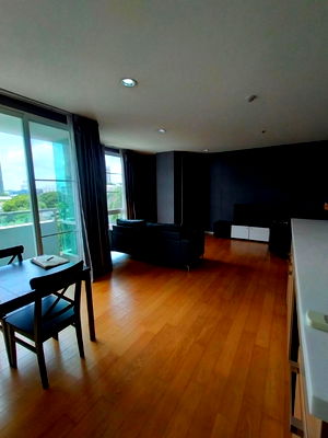 Condos for rent Sukumvit 49 : Code: KJ4122  for rent Villa Sikhara Thonglor 25 // Line ID: @kjcondo (with @) //