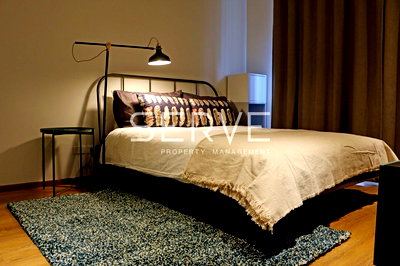 คอนโดให้เช่า : Corner room // Fully furnished // Fl. 15+ // BTS Phrom Phong-Park 24