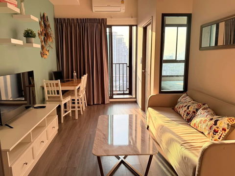 Condo for Rent at IDEO Sukhumvit - Rama 4 ID Line : @pccenter