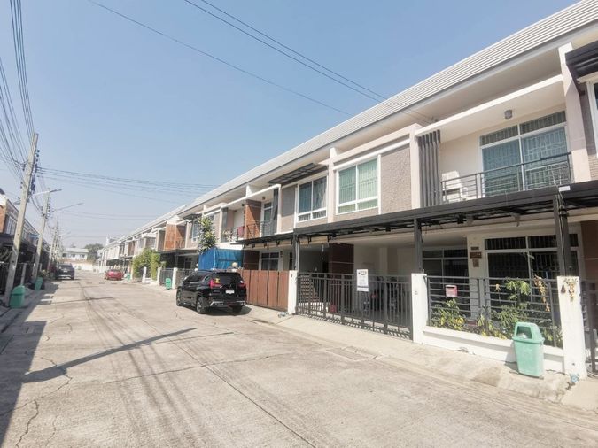 4-bed townhouse for rent, 250 sqm, 37 sq wah, วินนิ่ง เรสซิเดนส เทอดไท-กัลปพฤกษ์
