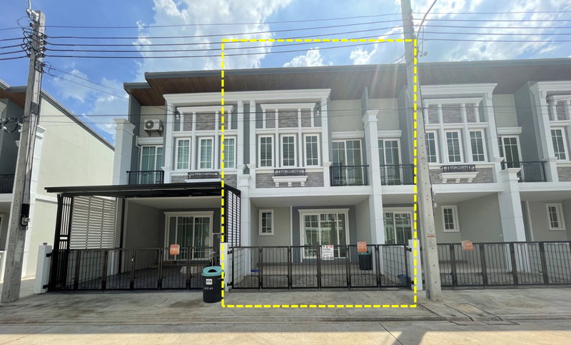 ขายทาวน์โฮม : ขายทาว์นโฮม (บ้านใหม่) โกลเด้นทาวน์  ศิริราช-ราชพฤกษ์  19.2 ตร.ว 2 ชั้น  4 นอน 3 น้ำ 2 จอด ใกล้รถไฟฟ้า MRT สถานีไฟฉาย **บ้านติดถนนเมนกว้าง 