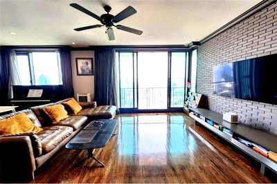 ขายคอนโด : [920071001-14295] New Price - 2BR Condo for Sale in Aguston Sukhumvit 22