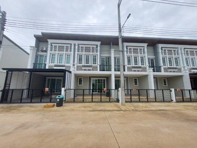 ขายทาวน์โฮม 4 ห้องนอน 117 ตร.ม. 19.2 ตร.ว. โกลเด้น ทาวน์ ศิริราช - ราชพฤกษ์