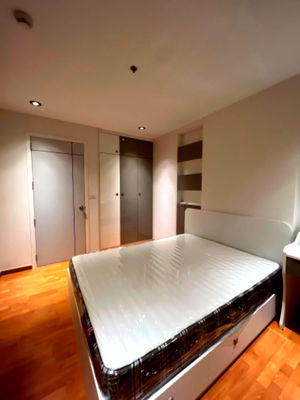 Condos for sale : The President Sathorn Ratchapruek 3【𝐒𝐄𝐋𝐋】🔥Elegance hidden with warmth in every touch. Meticulous design.🔥 Contact Line ID: @hacondo