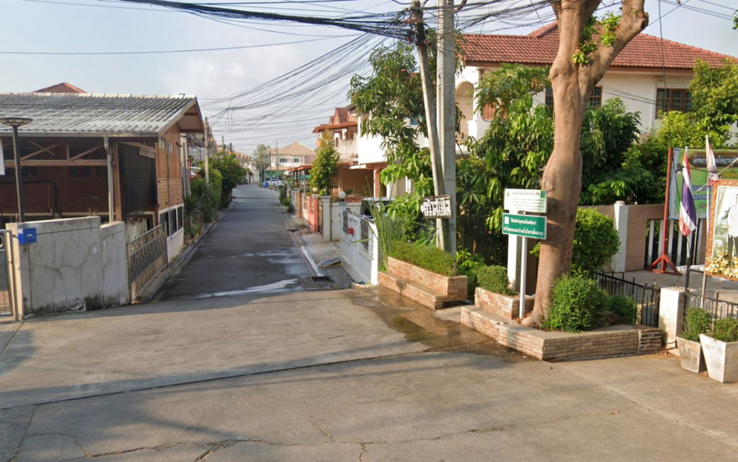 รูป Phirom Garden Home - รูปที่ 2/2