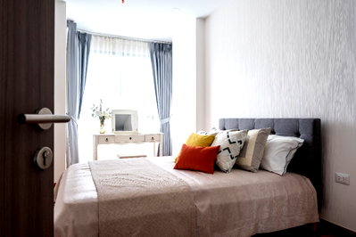 Condos for rent : Code: KJ4251  for rent Supalai Premier Charoen Nakhon // Line ID: @kjcondo (with @) //
