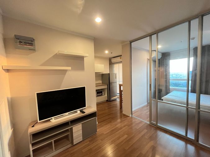 Studio condo for rent, 28 sqm, Lumpini Place Borom Ratchachonni - Pinklao