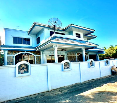 Houses for rent  Taling Chan Station : Boromarajonani 77, big house 120 sq m, Taling Chan-Ratchapruek, 7 bedrooms, 5 bathrooms, 75,000 baht/month, move in immediately.