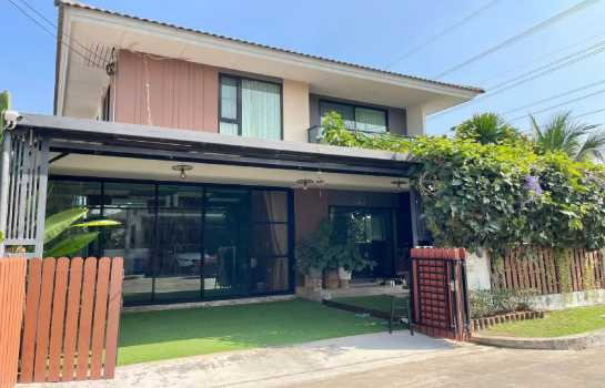 ขายบ้านเดี่ยว : ขาย บ้านเดี่ยว ทาวน์พลัส ประชาอุทิศ 150 ตรม 70 ตรว บ้านสวย หลังมุม ในซอยมีแค่ 4 หลัง