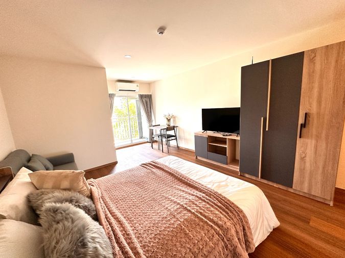 1-bed condo for rent, 30 sqm, Lumpini Condotown Ekachai 48