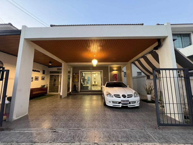 ขายบ้านเดี่ยว : Life in the garden #บ้านสวยพัทยา #ใกล้กทม #ราคาคุ้ม Add Line: Nattyproperty