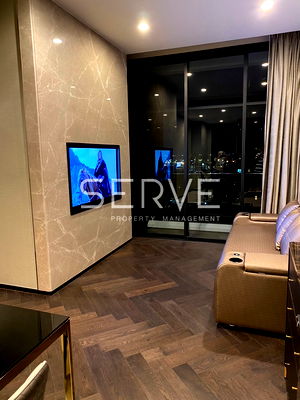 Condos for sale : Luxury style 2 Beds with Bathtub Good Location BTS Thong lo 20 m. at The ESSE Sukhumvit 36 Condo / For Sale