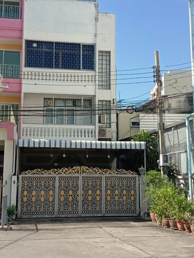 ขายทาวน์โฮม 4 ห้องนอน 269 ตร.ม. 27 ตร.ว. เขตบางคอแหลม