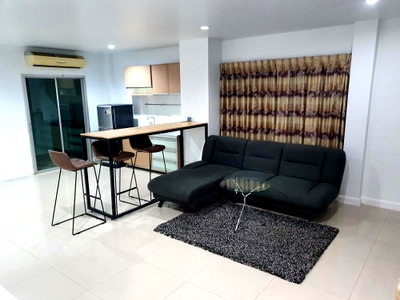 ทาวน์โฮม วิทยาลัยดุสิตธานี : ห้องมุม เนอวาน่า พาร์ค สุขุมวิท 77 nirvana park sukhumvit 77
