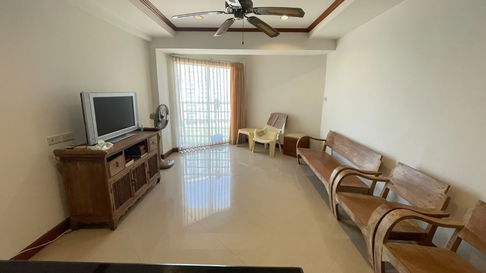 Condo for sale by the sea in Jomtien