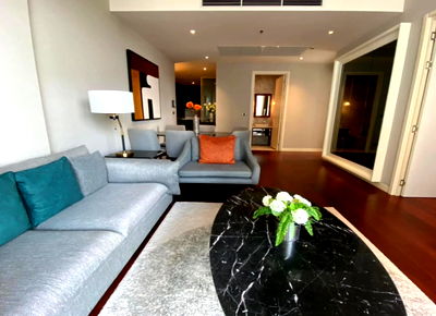 ขายคอนโด : ขาย  Khun By Yoo   ใกล้ BTS พร้อมพงษ์ (Property ID: 264019)