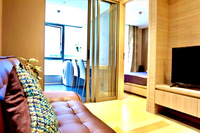 Condos for rent : Code: KJ4412  for rent Klass Silom // Line ID: @kjcondo (with @) //
