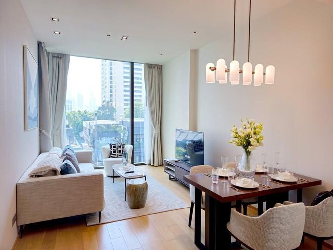 LTH11573-28 Chidlom FOR RENT Size 80 sqm. 2 beds 2 baths Near BTS Chit Lom Station ONLY 110K/Month