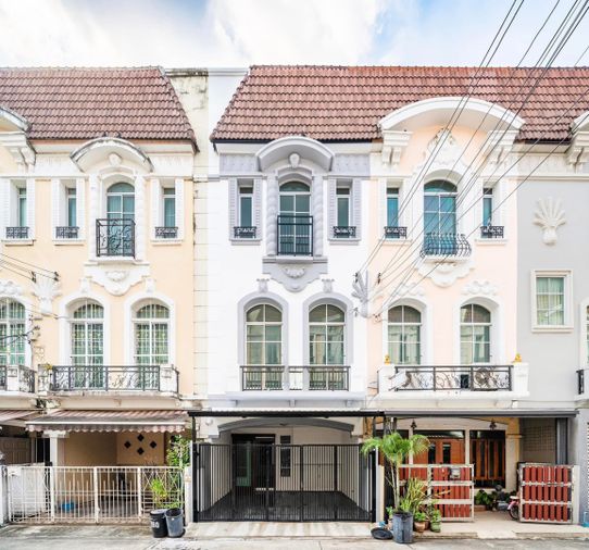 ให้เช่าทาวน์โฮม 3 ห้องนอน 1 ตร.ม. 22 ตร.ว. บ้านกลางเมืองมอลติ - คาโล