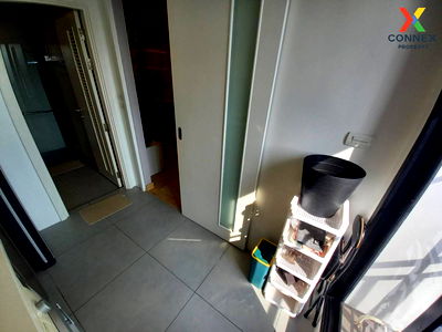 Condos for rent BTS Saphan Taksin : 🔥🔥🔥 FOR RENT condo , Urbano Absolute Sathorn - Taksin , BTS-Krung Thon Buri , Khlong Ton Sai , Khlong San , Bangkok , CX-33073 ✅ Live chat with us ADD LINE @connexproperty ✅ 🔥🔥🔥